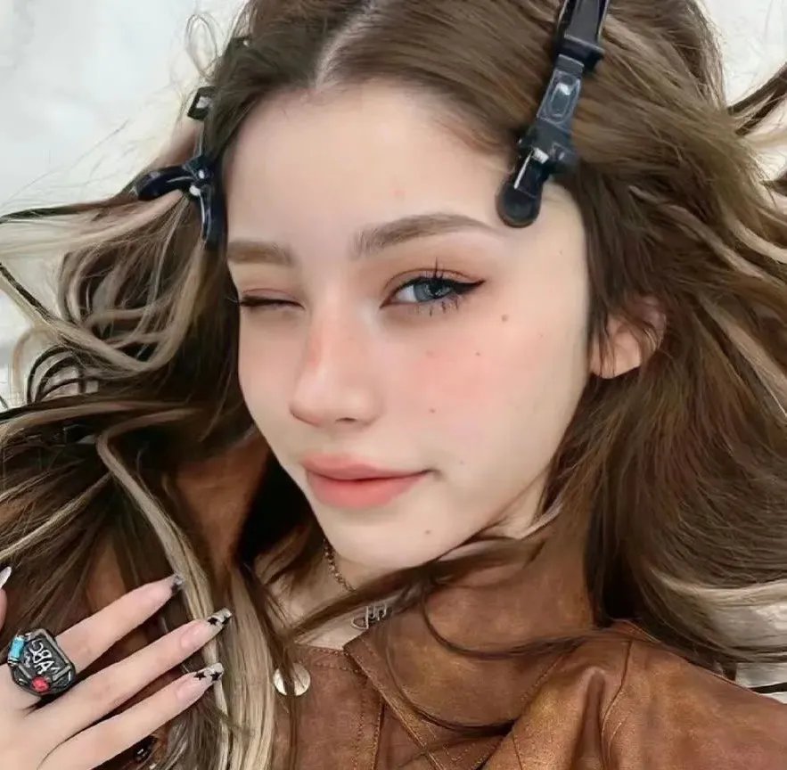 色情男女